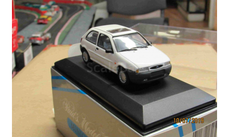 430 085001 Minichamps 1/43 Ford Fiesta 1995 white, масштабная модель, 1:43