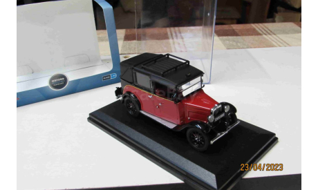 AT004 Oxford 1/43 Austin low loader Taxi burgundy, масштабная модель, scale43