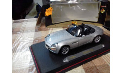 36896 Maisto 1/18 BMW Z8  Silver