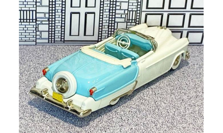 BRK 039 Brooklin 1/43 Oldsmobile Fiesta Conv.Top Down 1953 White/Light blue, масштабная модель, scale43