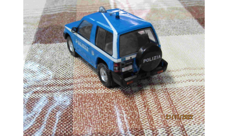 Dea.ППМ.Сп.4 ’Полицейские Машины Мира’ 1/43 Mitsubishi Pajero SWB 1998 (Полиция Италии), журнальная серия Полицейские машины мира (DeAgostini), scale43