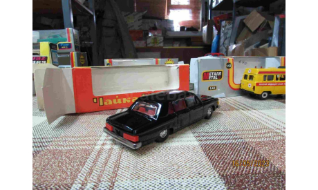 газ 1/43 Газ 14 Чайка  с запаской, масштабная модель, 1:43