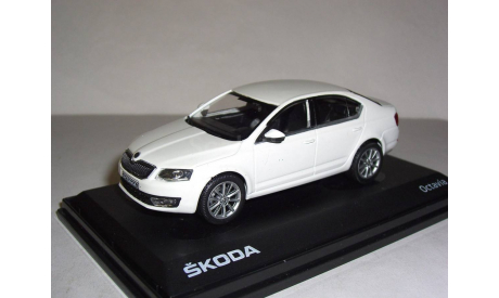 Skoda Octavia A7 NEW 2013г 1:43 Abrex Шкода Октавия-3...  БЕЛАЯ! Уже РЕДКАЯ!, масштабная модель, 1/43