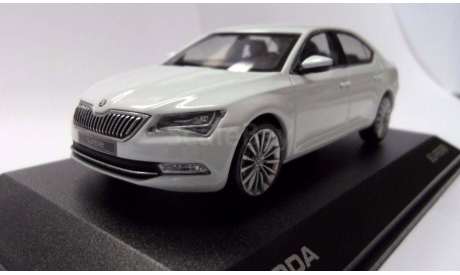 Skoda Superb B8 (Superb-III) 1/43 Шкода Суперб-3 - 2015г, масштабная модель, 1:43, i-Scale