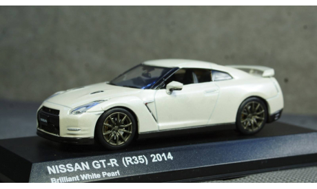Nissan GT-R (R35) 2014 белый, Kyosho 1:43, масштабная модель, scale43