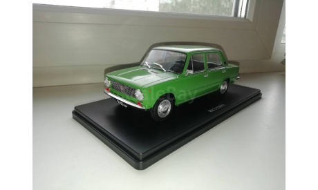 ВАЗ 21011 (1:24 легендарные советские автомобили), масштабная модель, Hachette, scale24