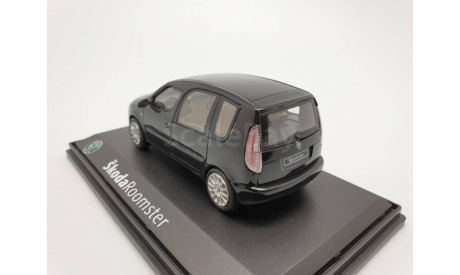 Skoda Roomster Facelift 2010г. black magic арт.143AB-018D, масштабная модель, scale43, Škoda