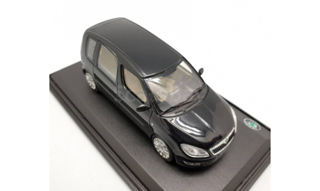 Skoda Roomster Facelift 2010г. black magic арт.143AB-018D, масштабная модель, scale43, Škoda