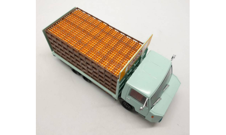 BERLIET Tekel Transport De Boissons 1966г. голубой арт.G111A030, масштабная модель, scale43