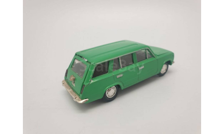 0279) Волжский 2102, масштабная модель, scale43