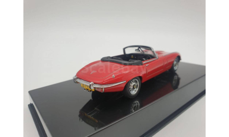 Jaguar E-Type Roadster Series III V12 red арт.537734, масштабная модель, scale43