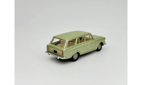 0225)Москвич-427 Салатовый, масштабная модель, scale43