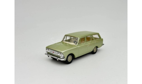 0225)Москвич-427 Салатовый, масштабная модель, scale43
