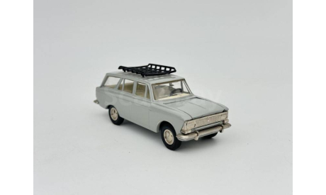 0164)Москвич 426 с багажником, масштабная модель, scale43