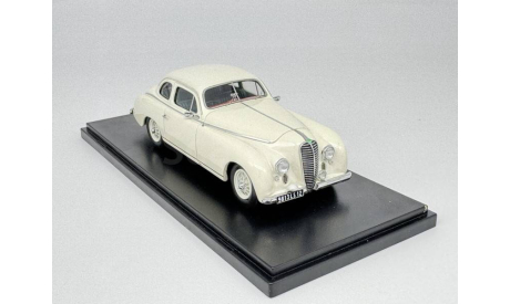 Delahaye 135M Coupé by Guilloré 1949-1950 арт.EMEU43010B, масштабная модель, scale43