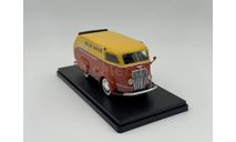 International D-300 Oscar Mayer ice delivery van (open rear door)1938 арт.EMUS43080C, масштабная модель, scale43