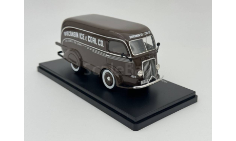 INTERNATIONAL D-300 Delivery Van Wisconsin Ice Co. 1938, brown арт.EMUS43080D, масштабная модель, scale43