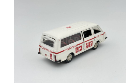 0055)РАФ 2203 Судейская,снежно белый, масштабная модель, scale43