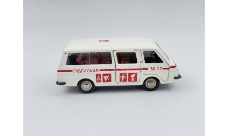 0055)РАФ 2203 Судейская,снежно белый, масштабная модель, scale43