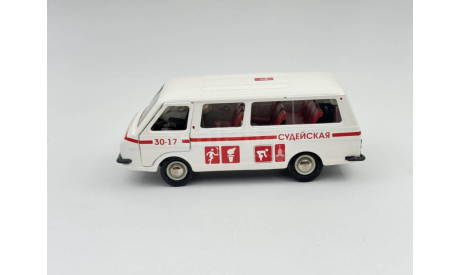 0055)РАФ 2203 Судейская,снежно белый, масштабная модель, scale43