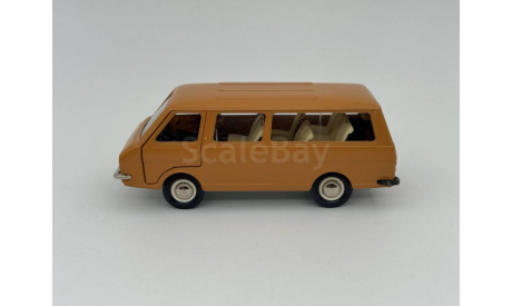 0025) РАФ 2203 А-18 золотисто-охровый, масштабная модель, scale43