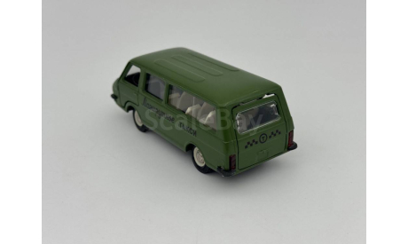 0021) РАФ 2203 Маршрутное такси оливково-зеленый, масштабная модель, scale43