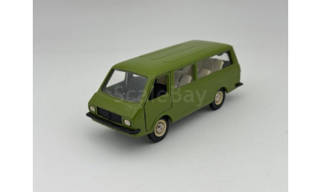РАФ 2203, А-18, зелёный цвет, масштабная модель, scale43