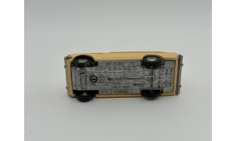 0327) Москвич 426 кремовый, масштабная модель, scale43