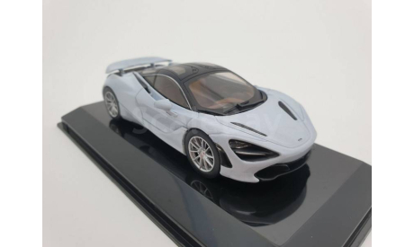 Mclaren 720S 2017 голубой, масштабная модель, scale43