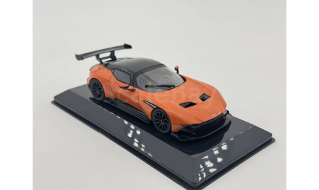 Aston martin vulcan 2015 orange black, масштабная модель, scale43
