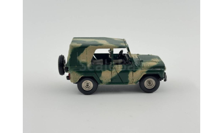 0047) Ульяновский 469 камуфляж, масштабная модель, scale43