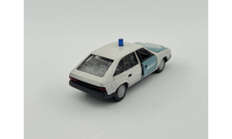 0165) Москвич 2141 Милиция Бело-голубой, масштабная модель, scale43