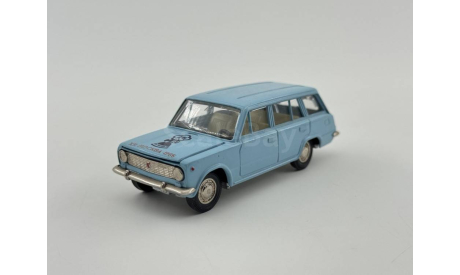 0146) Волжский 2102 А-11 Москва 1985, масштабная модель, scale43
