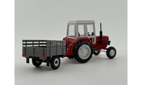 0246) Трактор МТЗ-82 Belarus с прицепом красный белый, масштабная модель, scale43