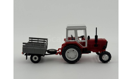 0246) Трактор МТЗ-82 Belarus с прицепом красный белый, масштабная модель, scale43