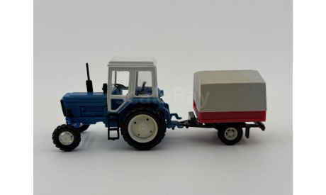 0245) Трактор МТЗ-82 Belarus с прицепом голубой белый, масштабная модель, scale43