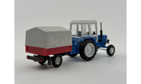 0245) Трактор МТЗ-82 Belarus с прицепом голубой белый, масштабная модель, scale43