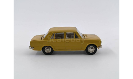 0172) Волжский 2101 А-9 желтый, масштабная модель, scale43