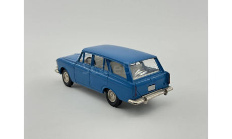 0250) Москвич 427 синий цвет, масштабная модель, scale43