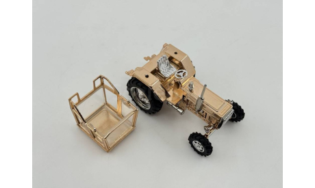 Юбилейный трактор 10 лет ’МТЗ ЕлАЗ’, масштабная модель, scale43