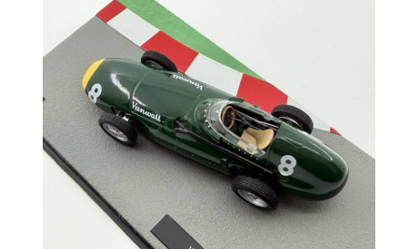 VANWALL 57 - 1958 / Stirling Moss, масштабная модель, scale43
