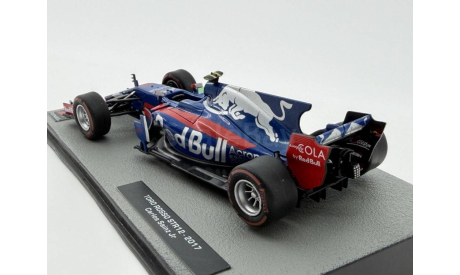 TORO ROSSO STR12 - 2017 Carlos Sainz Jr, масштабная модель, scale43