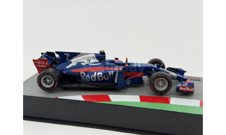 TORO ROSSO STR12 - 2017 Carlos Sainz Jr, масштабная модель, scale43