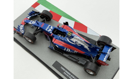 TORO ROSSO STR12 - 2017 Carlos Sainz Jr, масштабная модель, scale43