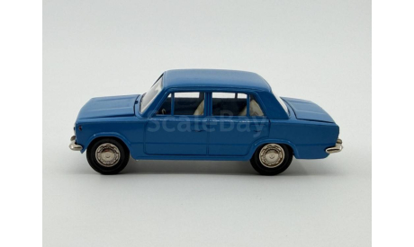 0003) Волжский 2101 Синий цвет, масштабная модель, scale43