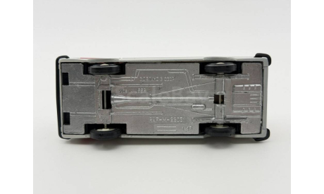 0193) РАФ 2203 Скорая помощь, масштабная модель, scale43