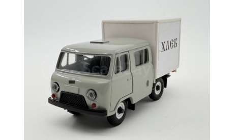 0046) Ульяновский 39094 серый фермер с будкой хлеб, масштабная модель, scale43