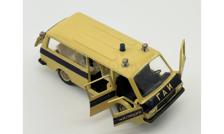 0103) РАФ 2203 А-25, масштабная модель, scale43