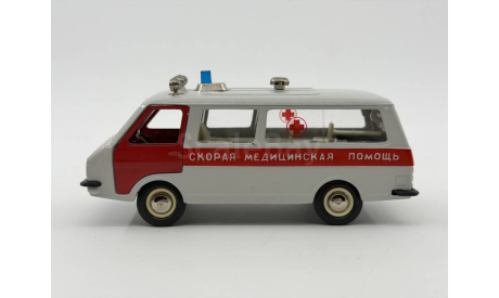 0104) РАФ 2203  Медпомощь, масштабная модель, scale43
