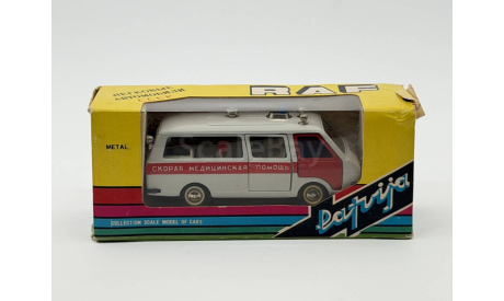0104) РАФ 2203  Медпомощь, масштабная модель, scale43